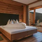 Berggasthof - Lahnerhof Locanda Liesing