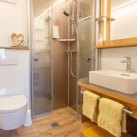 Berggasthof - Lahnerhof * Liesing