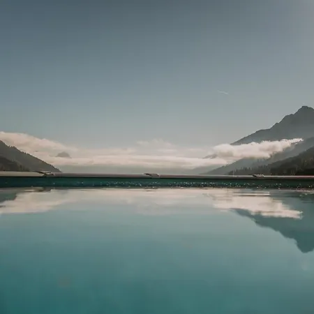 Berggasthof - Lahnerhof Inn Liesing