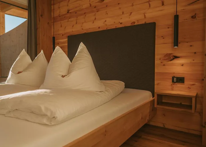 Berggasthof - Lahnerhof Inn