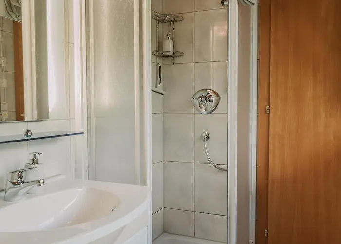 Berggasthof - Lahnerhof Inn *