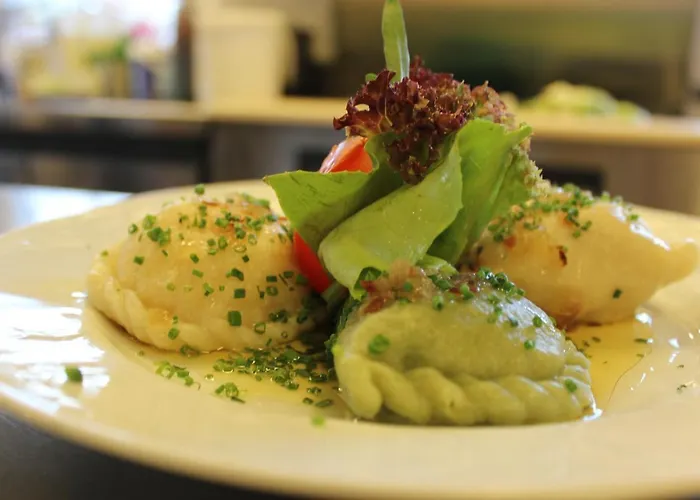 Berggasthof - Lahnerhof Inn *